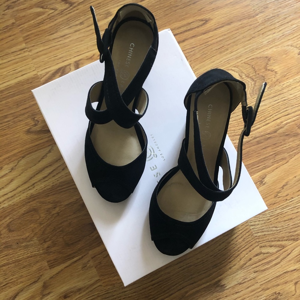 Chinese Laundry Abigail Sandal